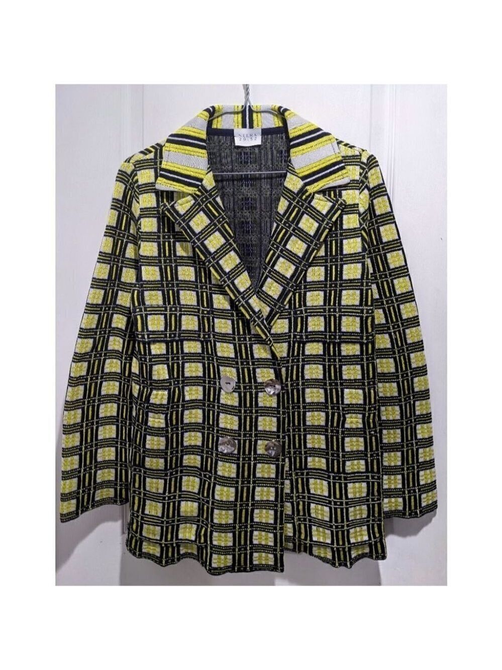 Neera 20:52 | Knit double breasted blazer in yellow check
